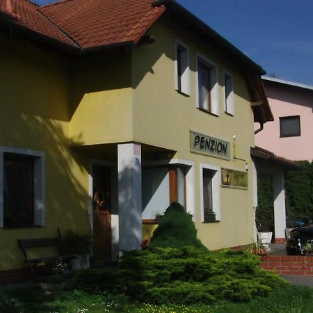 Penzion Ubytovani Kvetinova Krelov Экстерьер фото